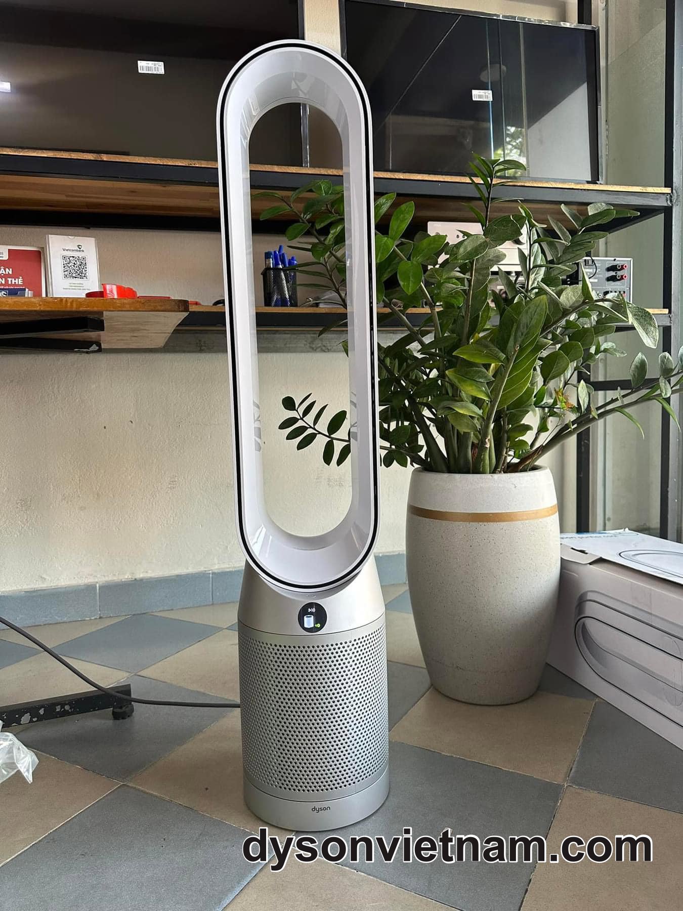 thay lõi lọc không khí Dyson TP07