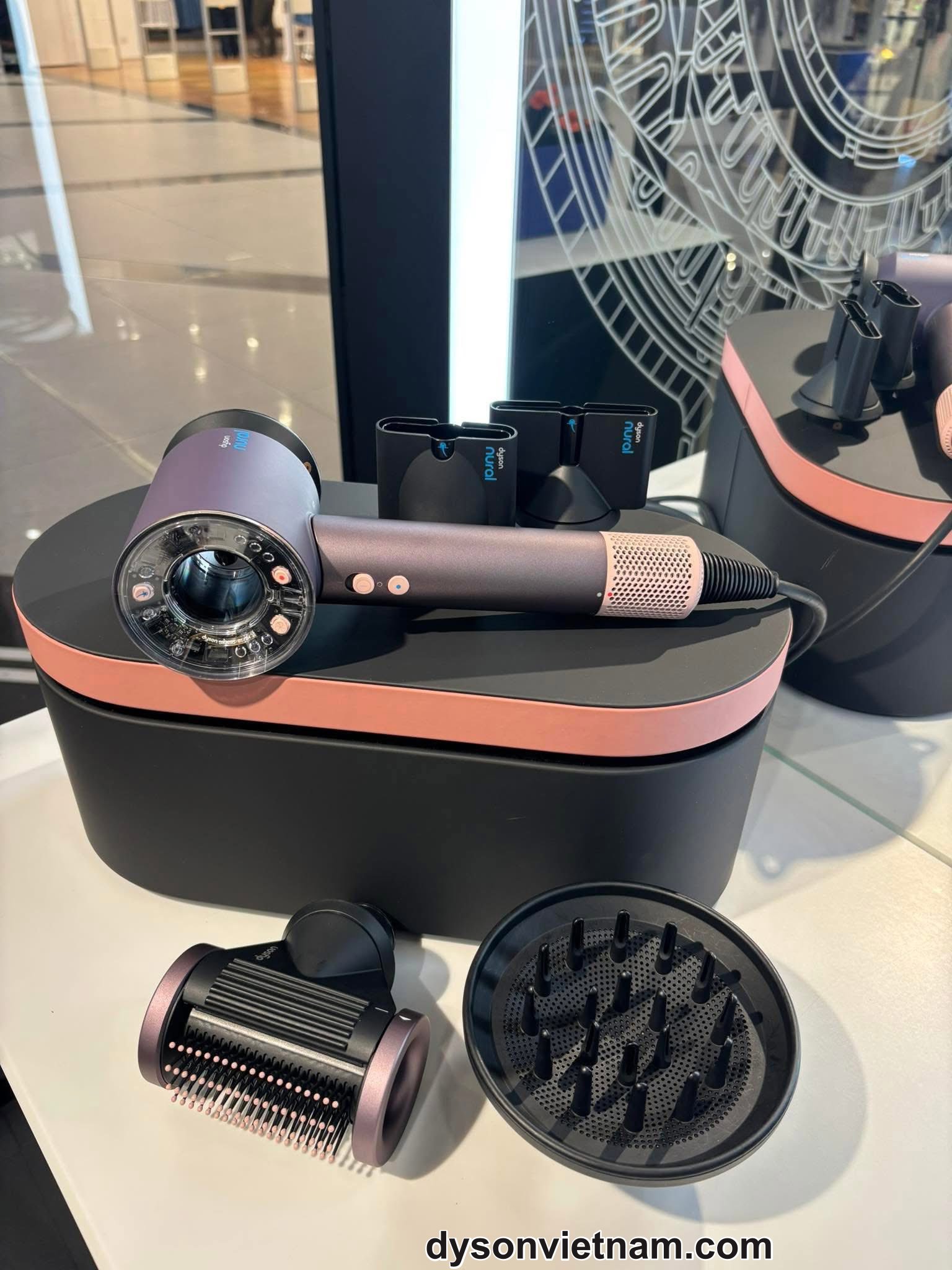 mấy sấy tóc Dyson