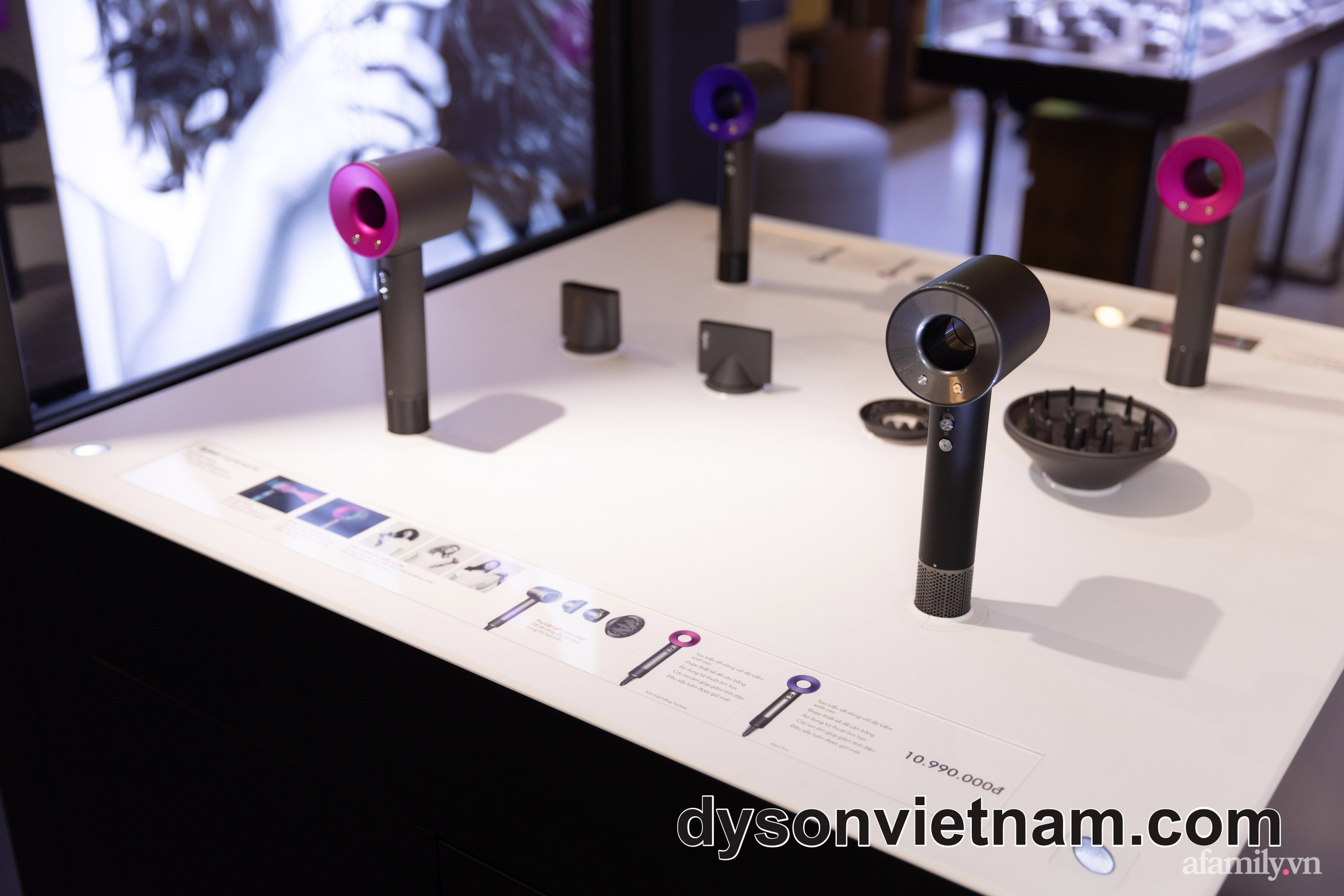 sửa máy sấy tóc Dyson