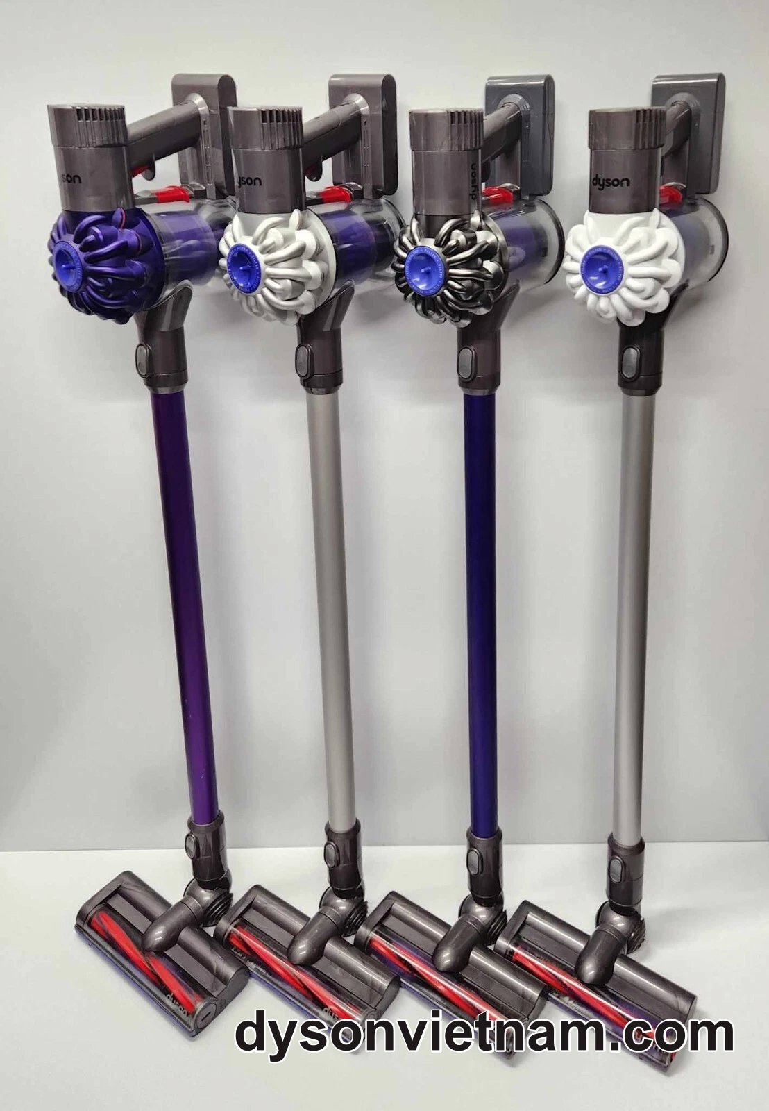 máy hút bụi Dyson V6