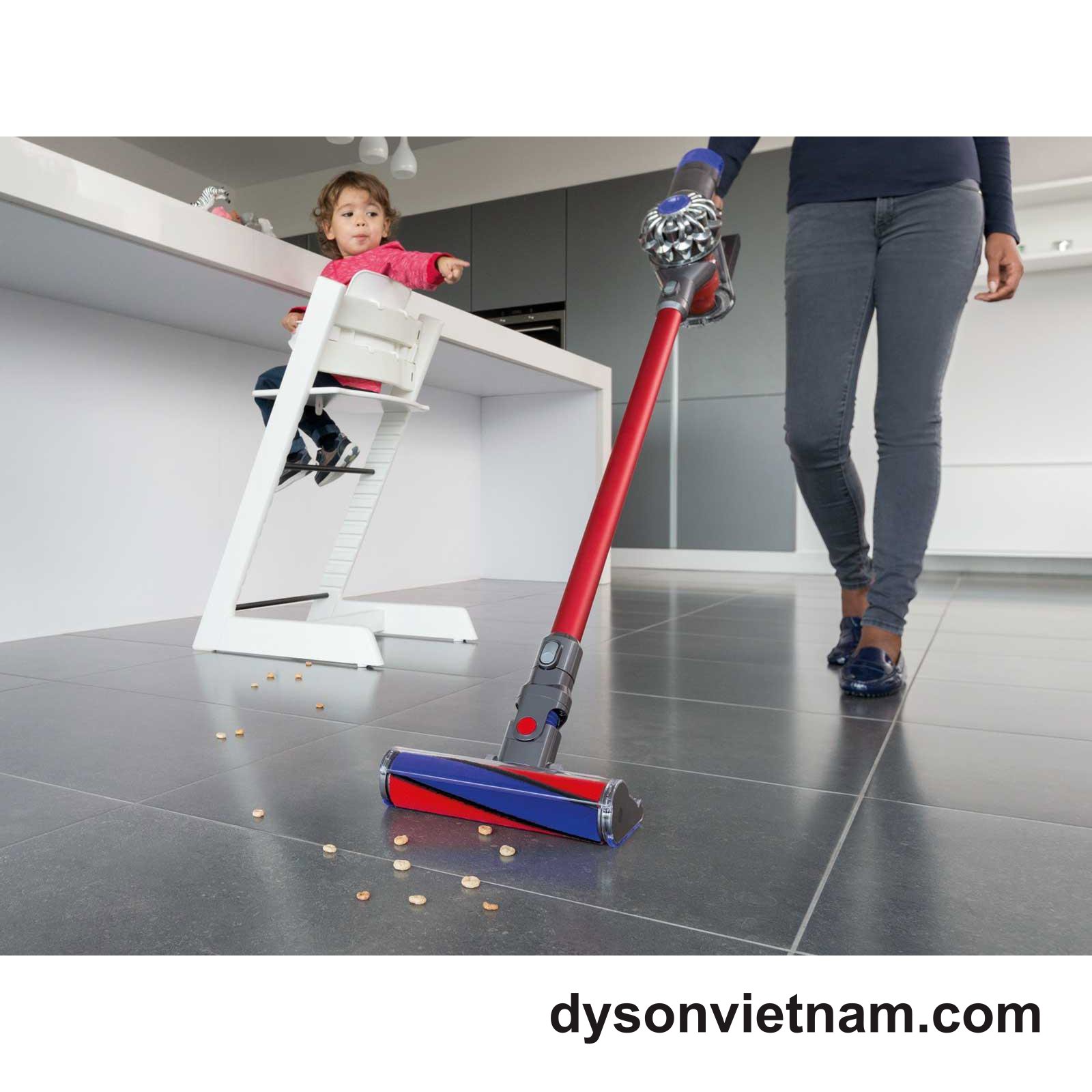 máy hút bụi Dyson V6