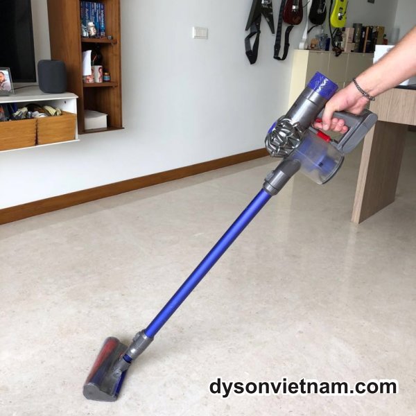 máy hút bụi Dyson V6