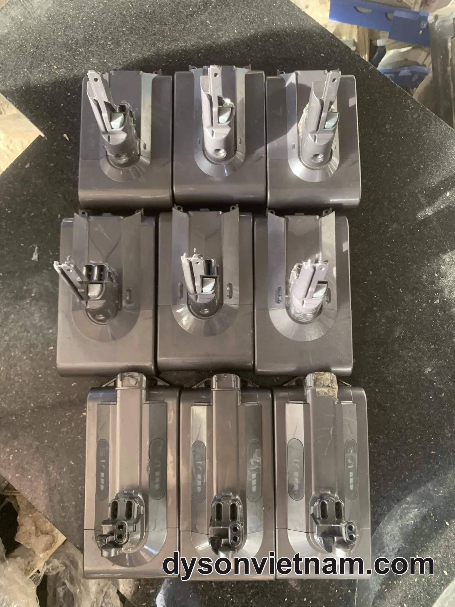 Địa Chỉ Uy Tín Thay Pin Máy Hút Bụi Dyson V6 Dung Lượng Cao - Chính Hãng Tại Quận 12