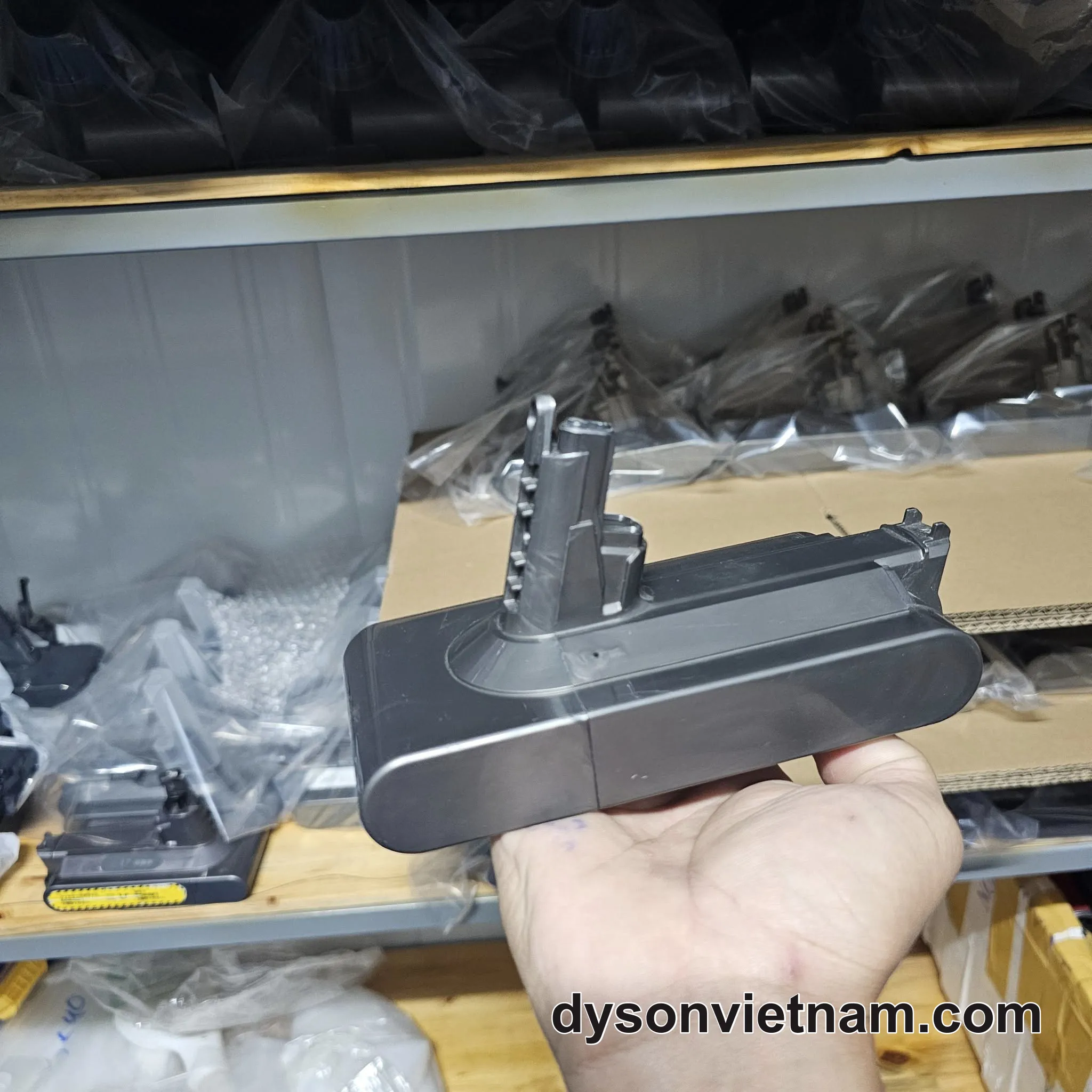 Trung Tâm Uy Tín Thay Pin Máy Hút Bụi Dyson V6 Chính Hãng Huyện Nhà Bè