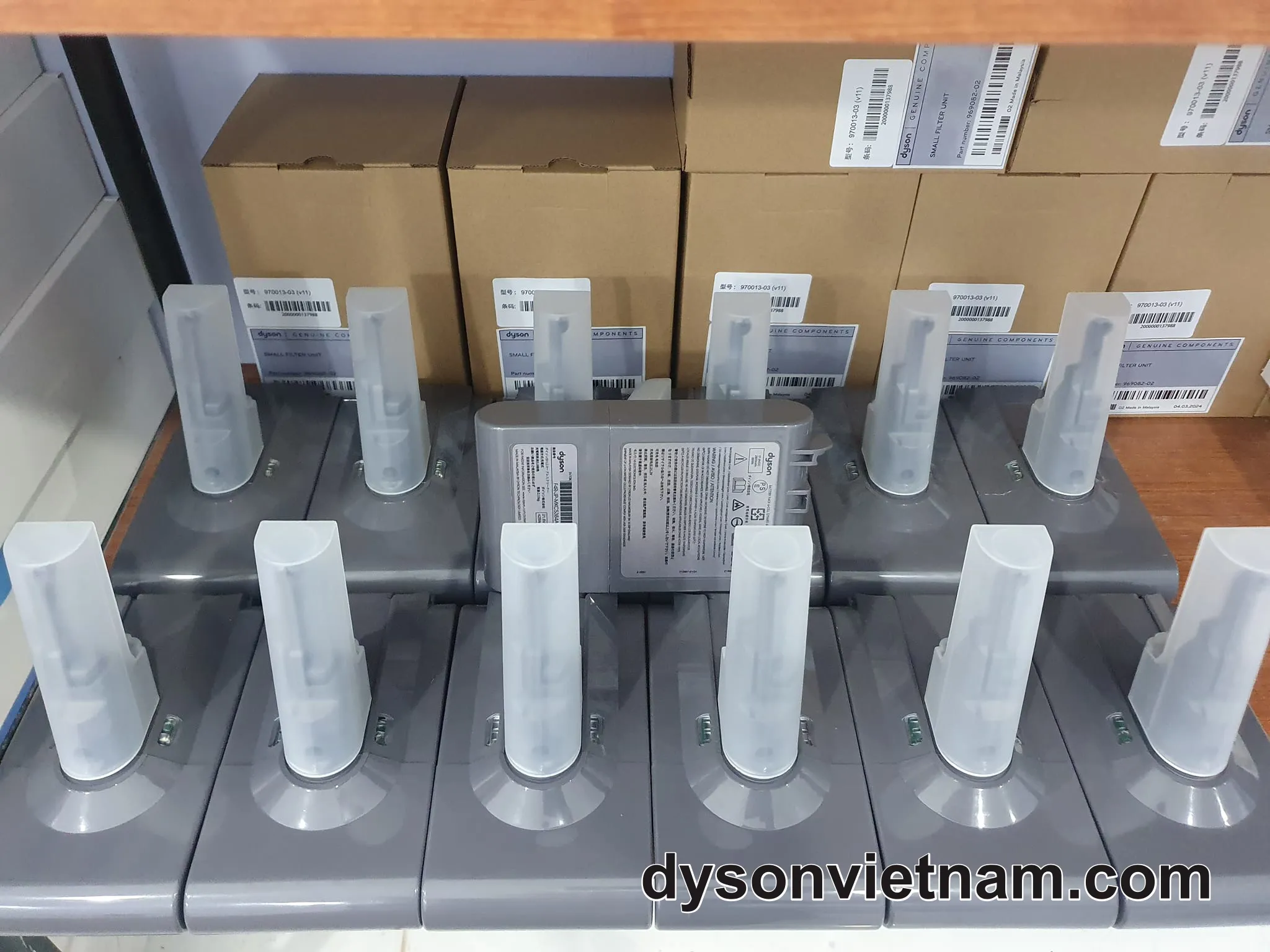 Thay Pin Máy Hút Bụi Dyson V6 Chính Hãng - Thợ Giỏi - Chất Lượng Tại Đồng Nai