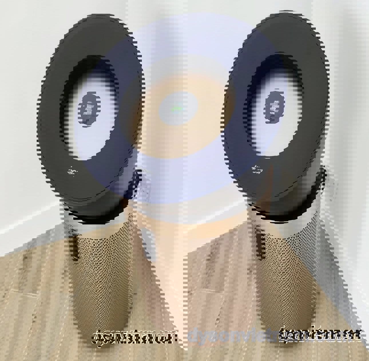 thay lõi lọc không khí Dyson BP04