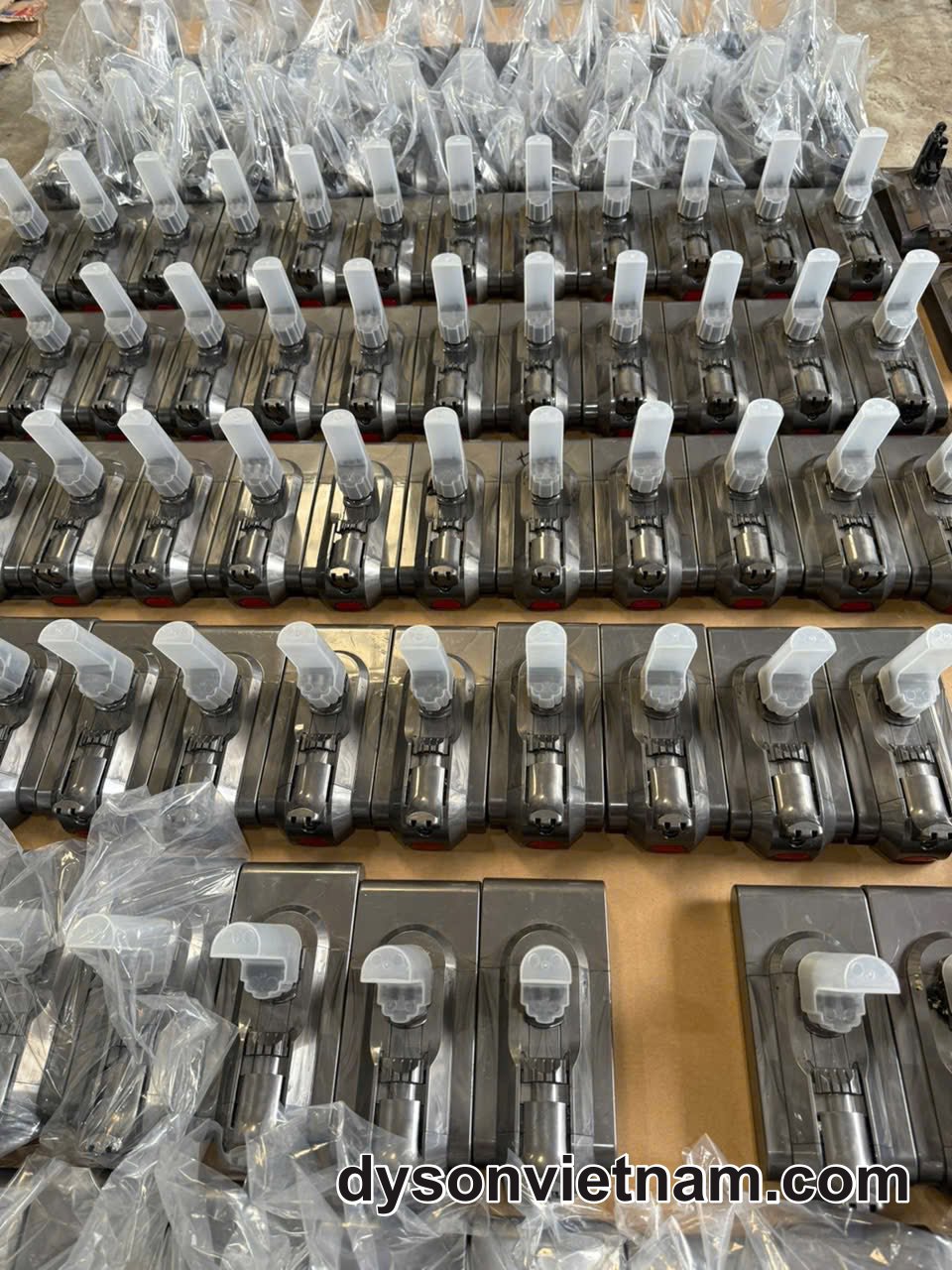 pin máy hút bụi Dyson V6